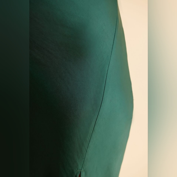 DYNAMITE Satin Halter Evening Wedding Maxi Slit Dress Open Back in Jewel Green S - Picture 5 of 6